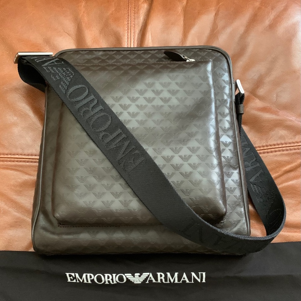 EMPORIO ARMANI BROWN UNISEX MESSENGER BAG !!!
